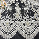 Polyester-weiße Spitze-Gewebe-perlenbesetzte gestickte Luxusspitze 1 Yard-20% für Kleid